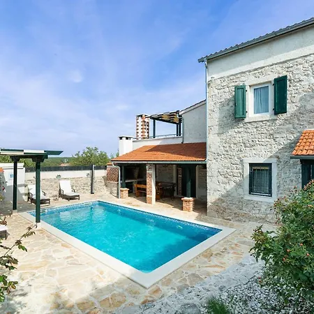 Villa Mia *