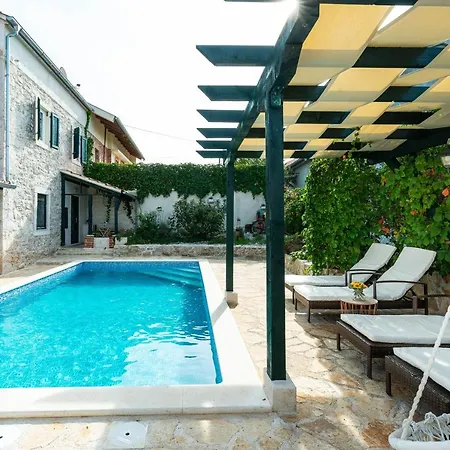 Villa Mia *